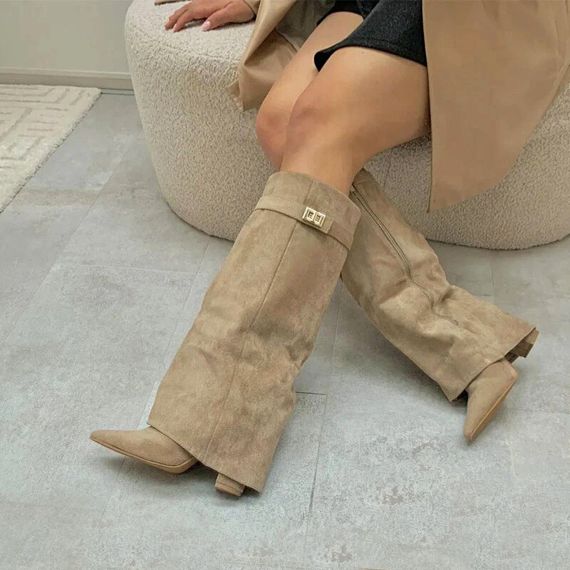 Women’s Knee-High Suede Boots with Fold-Over Cuff – Elegant Pointed Toe Winter Boots
