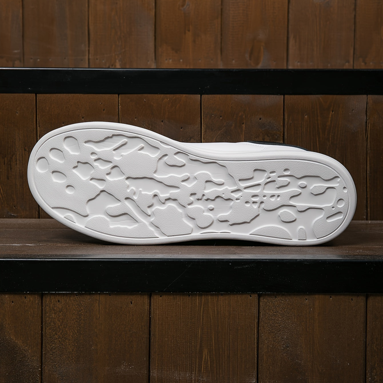 Women’s Clean Low-Top Platform Trainers – Lace-Up Everyday Sneakers