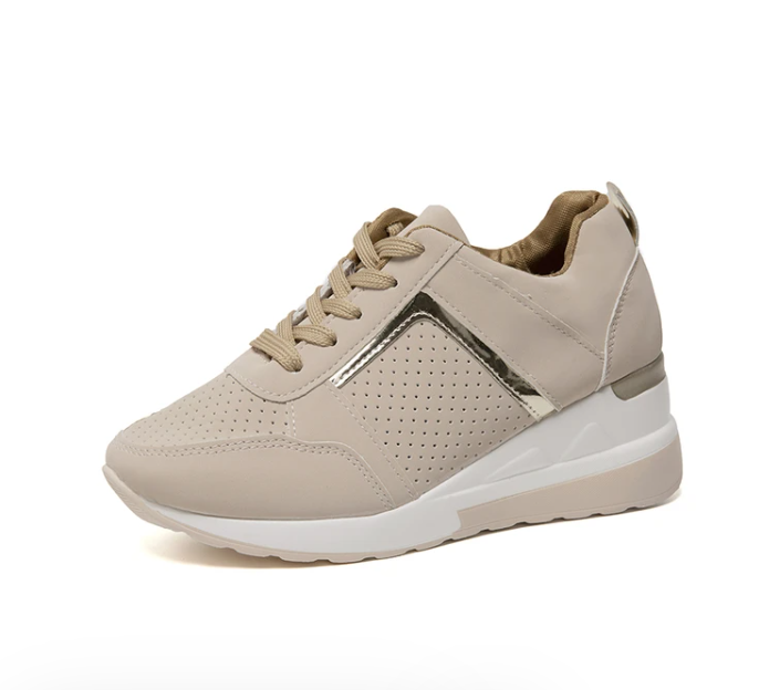Women’s Elevated Lace-Up Trainers with Modern Sporty Finish